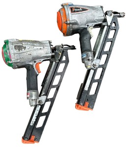 lot 513 image: Paslode PowerMaster Plus 30-Degree Pneumatic Framing Nailer