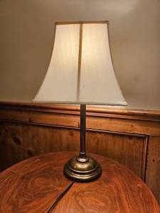 lot 47 image: Adjustable Hight Brushed Finish Table Lamp