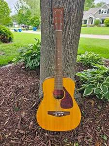 lot 92 image: Yamaha FG-Junior Acoustic Guitar
