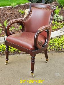 lot 39 image: Handcock & Moore Jockey Club Chair