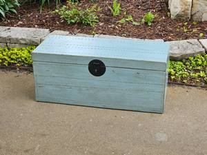 lot 77 image: Oriental Latch Teal Toy Chest