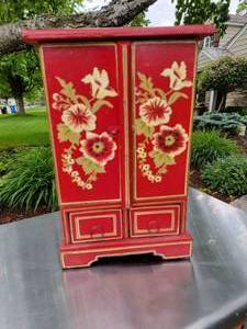 lot 84 image: Oriental Red Jewelry Box Armoire