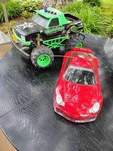 lot 106 image: RC Remote Control Car and Monster Truck
