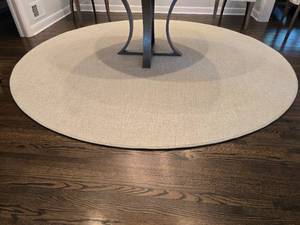 lot 83B image: Modern Extra Light Beige Round Area Rug - 9