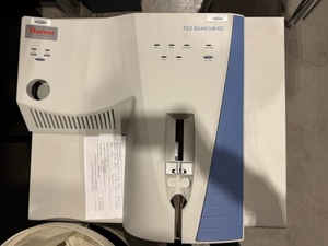 Mass Spectrometer (558393) ThermoFisher Scientific Mass Spectrometer System, HAS BEEN STRIPED SOME FOR PARTS *See Description