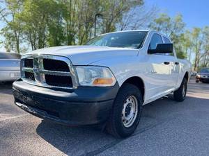 lot 7 image: 2010 DODGE RAM 1500 ST 1 OWNER (NO RESERVE)