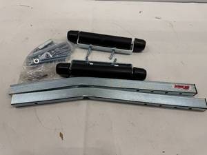 lot 2 image: GUIDE ON SYSTEM FOR BOAT TRAILER