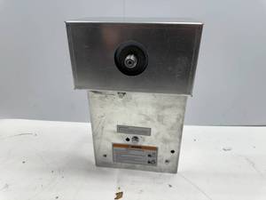 lot 13 image: 3500 LBS. WINCH
