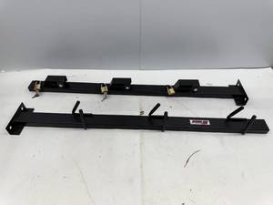 lot 15 image: LOCKING TRIMMER RACK