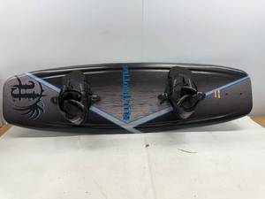lot 28 image: FULL THROTTLE WAKEBOARD
