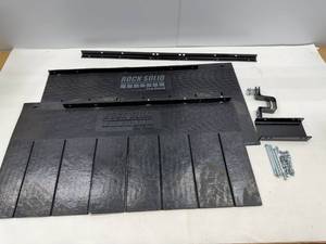 lot 33 image: ROCK SOLID TOW GUARDS