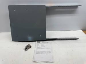 lot 44 image: PONTOON ACCESSORY MOUNT