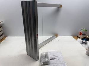 lot 89 image: BOAT LIFT STEP OVER