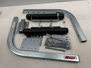 lot 112 image: BOAT ROLLER GUIDE ON