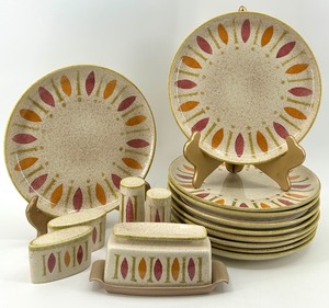 lot 4 image: Red Wing PEPE Hand-Painted Plate Set with Butter Dish and Shakers
