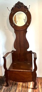 lot 14 image: Antique Hall Tree Coat Stand with Mirror and Storage