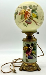 lot 36 image: Vintage Hand-Painted Glass Lamp with Brass Base and Floral Motif