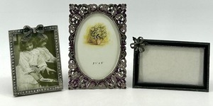 lot 54 image: Set of 3 Decorative Vintage Style Picture Frames