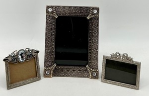 lot 56 image: Set of 3 Vintage Metal Photo Frames with Ornate Designs