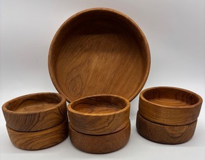 lot 114 image: Set of Handcrafted Teakwood Bowls, Large Salad Bowl with 6 Individual Smaller Bowls