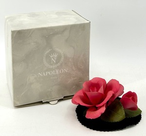 lot 127 image: Napoleon Italy Porcelain Rose Bouquet Floral Ornament