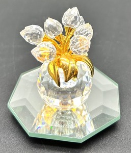lot 142 image: Crystal and Gold Tone Bouquet Figurine with Assorted Colored Gems