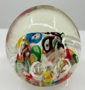 lot 164 image: Vintage Colorful Millefiori Glass Paperweight