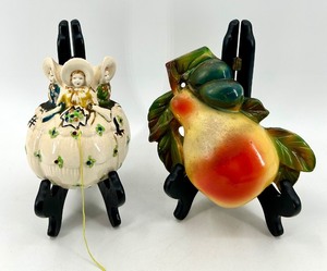 lot 174 image: Vintage String Holders Featuring Figurines and Fruit Design