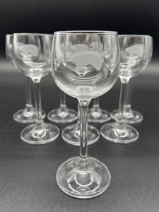 lot 94 image: The Golden Bear - Set of 8 Elegant Etched Glass Cordial Glasses with Bear Design