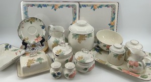 lot 309 image: Mikasa Garden Harvest Collection Dinnerware and Serveware Set