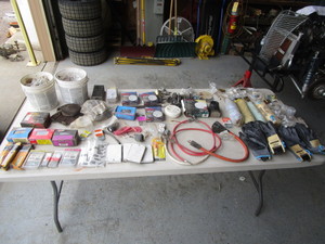 lot 117 image: Lot of Hardware & Misc