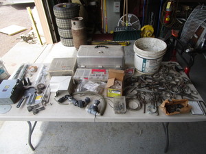 lot 123 image: Lot of Hardware & Misc
