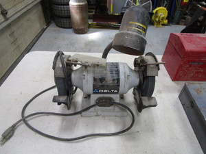 lot 134 image: Bench Grinder