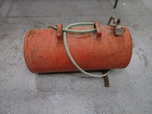 lot 138 image: Air Tank