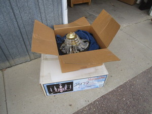 lot 143 image: (2) Chandeliers