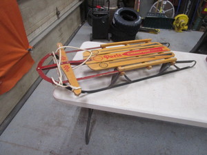 lot 146 image: Sled