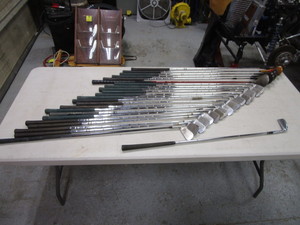 lot 172 image: Misc Golf Clubs