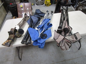 lot 175 image: (4) Camping Chairs