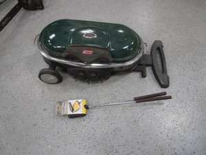 lot 177 image: Coleman Collapsible Grill & Firepit Cooker