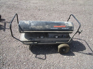 lot 198 image: Kerosene ShopGarage Heater