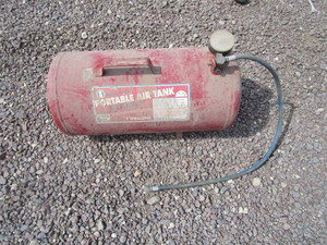 lot 204 image: Air Tank