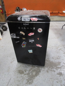 lot 232 image: Small Garage Refrigerator 21x21x36