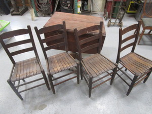 lot 281 image: Vintage Table & Chairs