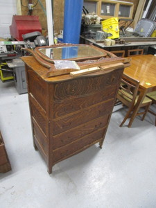 lot 299 image: Vintage Dresser