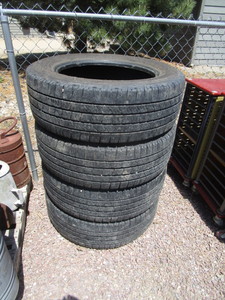 lot 339 image: (4) LT26560R20 Tires