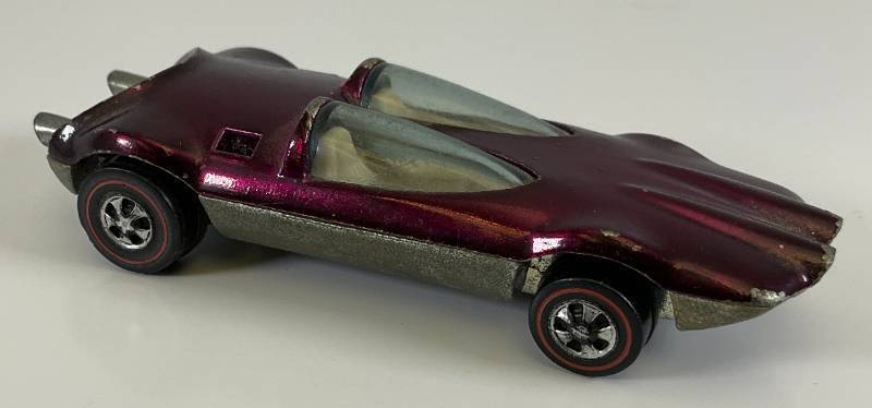 lot 8 image: 1969 REDLINE Hot Wheels Swingin Wing Transparent Plum Purple Nice Condition (Missing Wing)
