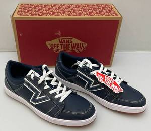 lot 14 image: Vintage Vans Tumble Dress BlueWhite No. VNAOA5EDV5S2 Size 9.5 (NIB)