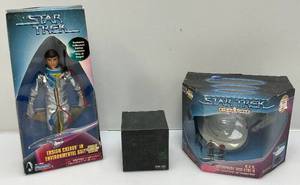lot 27 image: Misc. Vintage Star Trek Collectibles