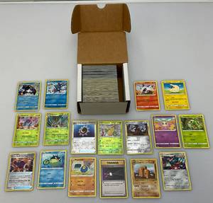 lot 59 image: Misc. Unsorted Pokemon Cards