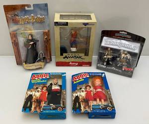 lot 92 image: Misc. Vintage Collectible Action Figures Including Harry Potter Snap Rogue & More (NIB) Shelf Wear